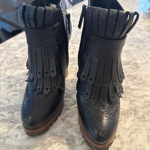 Aldo Castagna leather ankle boots
